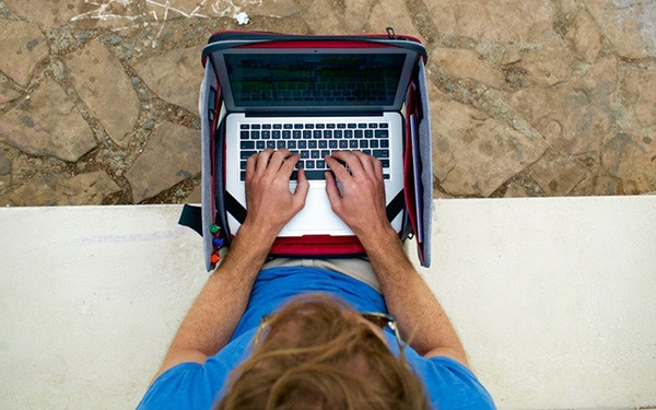 laptop bag for freelancers